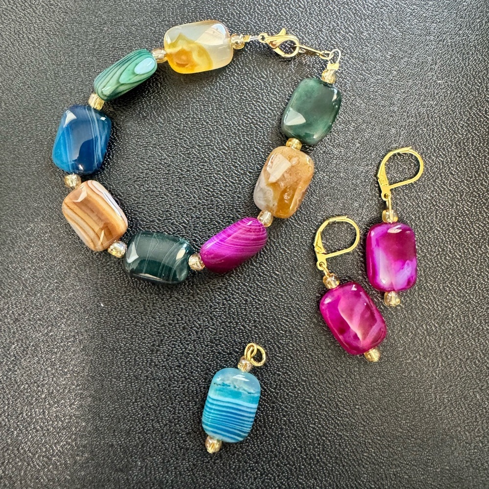 Handmade Natural Stone Dyed Agate Beaded Bracelet, Earring, Pendant